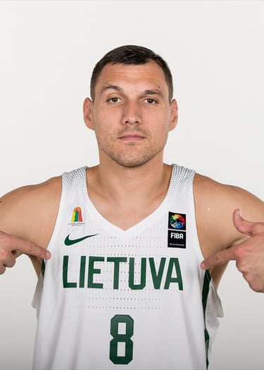 Jonas Mačiulis petrasmikucionis.lt