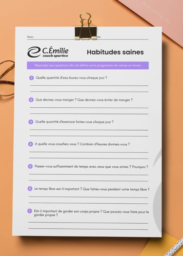 Identité visuelle pour coach avec une fiche d'exercices de suivi des habitudes de coaching.