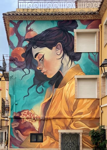 Origen - Mural en Geldo, España, mural, arte urbano por Ona Salvador