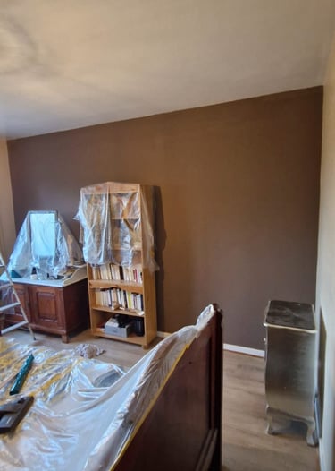 einture intérieure, chambre, rénovation, travaux de peinture, protection mobilier