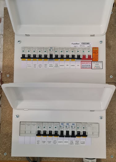 Double din RCBO consumer unit with SPD installed in Farnborough Park
