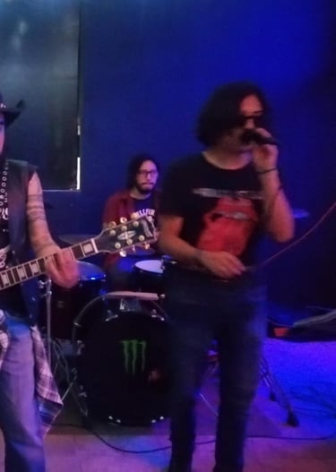 Banda de rock Re-Play 1