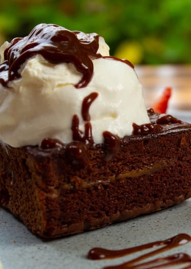 brownie con helado Restaurante La Fonda de los Arrieros Salento Quindío