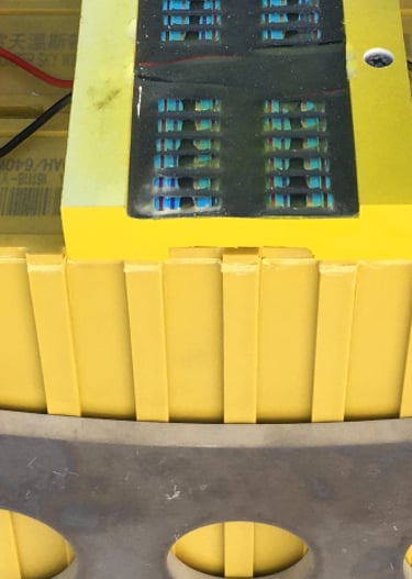 Prototype des premières batterie Electroboat