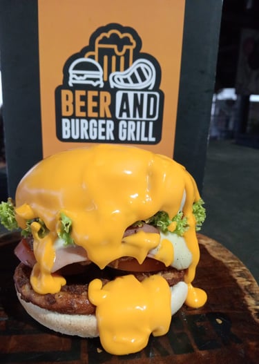 Hamburguesa Artesanal con  200 gr  de carneAngus en Beer and Burger