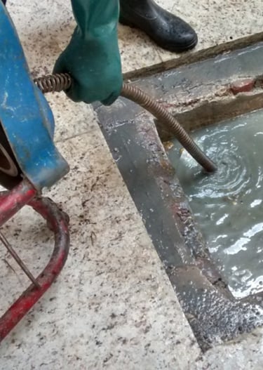 desentupimento de caixa de gordura