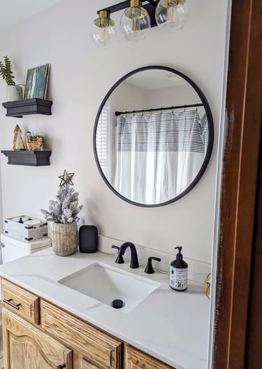 After Pictures of Guest Bathroom: Teal to Neutral