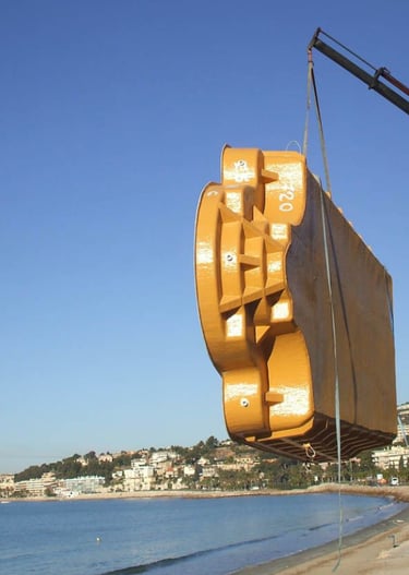 alt="piscine polyester maroc"