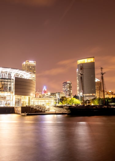Milwaukee city lights