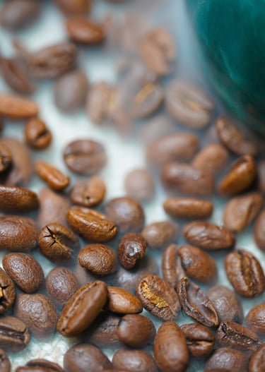 une photo en gros plan de grain de café