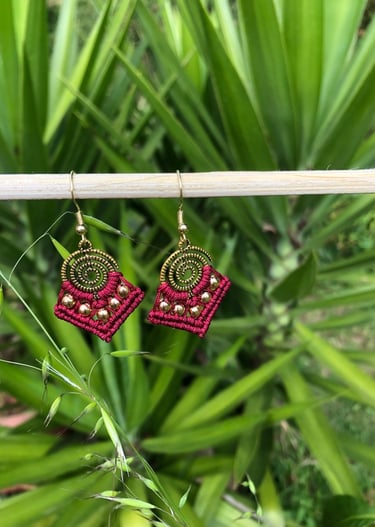 Web construction maroon earrings