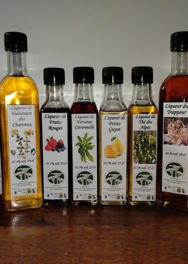 large gamme de liqueurs les champignons des volcans