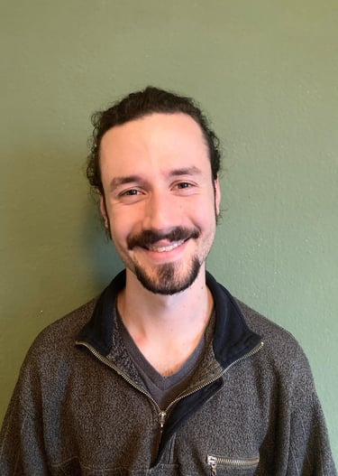 Naturheilkundler David Kelleni