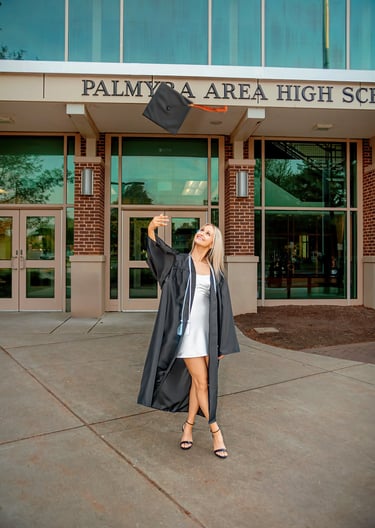 Hershey PA Senior Picture Photographer. Lancaster PA senior picture photographer. Manheim PA senior pictures