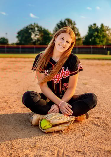 Lancaster PA Senior Picture Photographer. Manheim PA Senior Picture Photographer