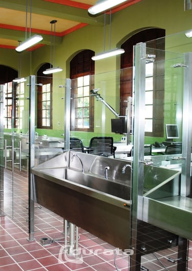 Muebles en acero inoxidable para Morgues