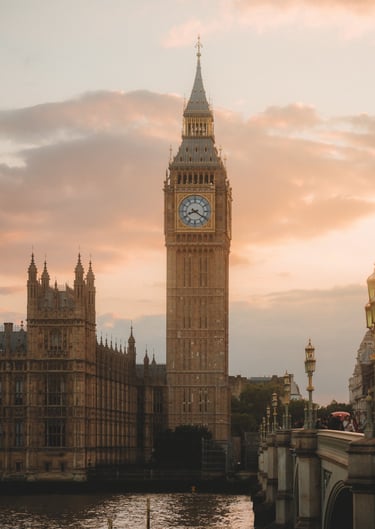 Big Ben et le Palais de Westminster au coucher du soleil, Londres - Tanguy Belin