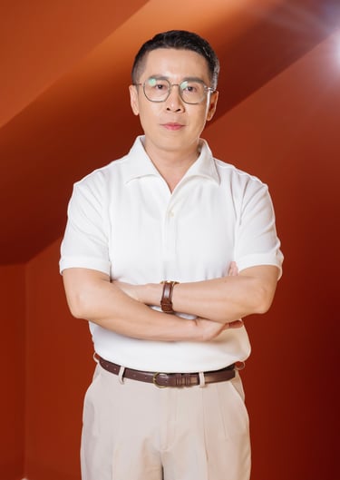 Nhà văn diễn giả phạm mình mẫn giảng viên dạy giọng nói và giao tiếp