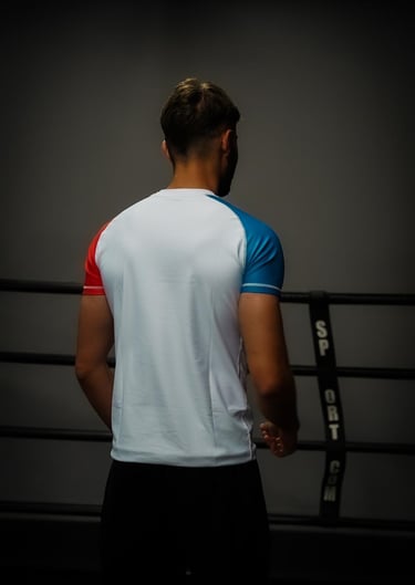 Crée ton rashguard personnalisé pour le MMA, jiu-jitsu, grappling et boxe avec Ish, plus performance