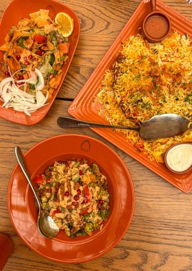 oman-fatoush-falafel-riso-con-pesce