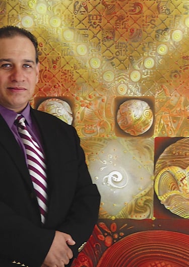 Javier Lopez Pastrana con su obra Neo-Crotálica  GENESIS en una exposición  individual en la Ciudad de Mexico