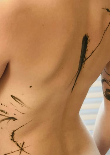 tatouage abstrait lyon