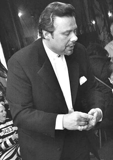 Magician Nino Chicago