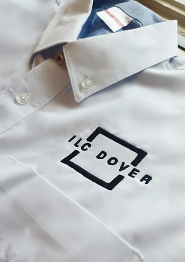Bordado camisa clara ILC