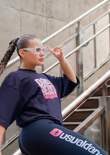 Usualdance Mobile - 820x1000px