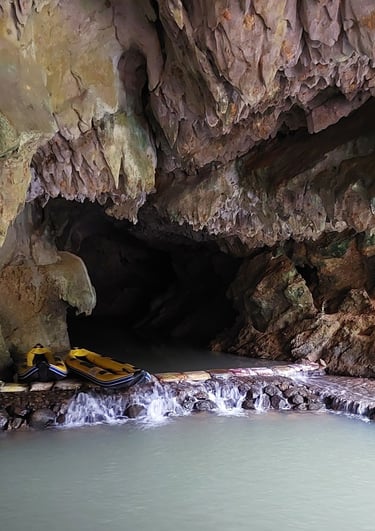 thailand phang nga tham phung chang