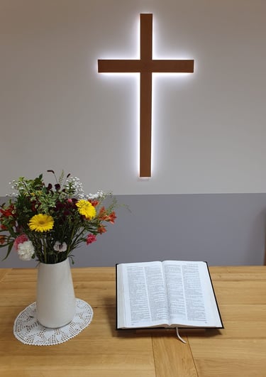 La croix de la chapelle de l'espace guillaume Le Coat