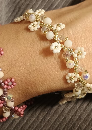 Beaded Bracelets with daisy and crystals in gold and white, suitable for bride or any occasion