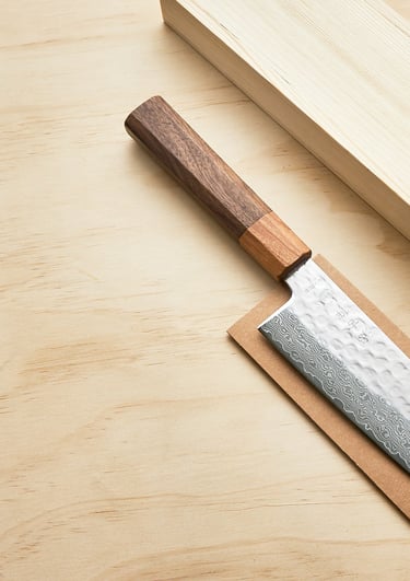 W A L N U T   E D I T I O N by UZCO - japanese damascus knives with hammered tsuchime walnut cherry