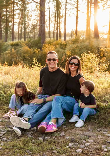 Moterų fotografas, asmeninės, šeimos darbinės fotosesijos, verslo portretai, kataloginės nuotraukos Vilniuje, Kaune