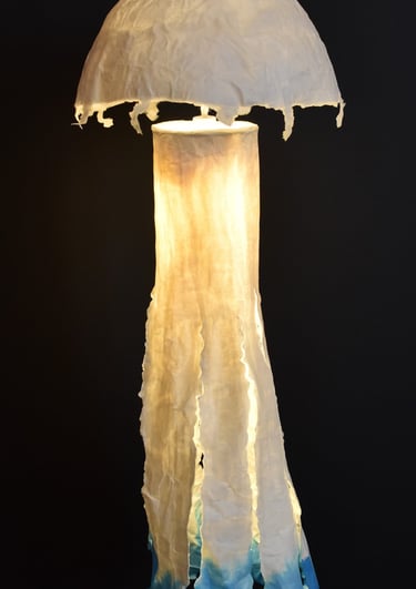 suspension luminaire méduse sculpture papier Sète