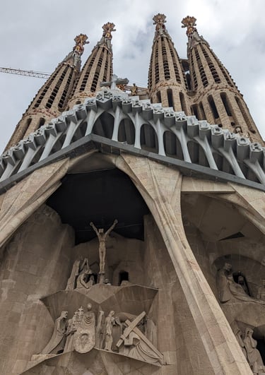 sagrada familia exterior