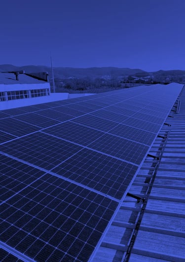 Paneles solares para empresas Colombia