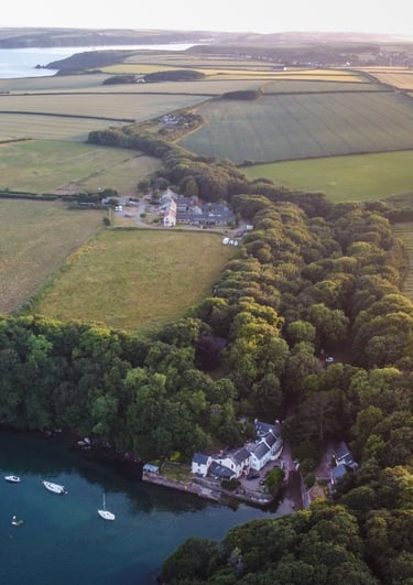 Skerryback Farm cottages Sandy Haven st ishmael's penbrokeshire drone