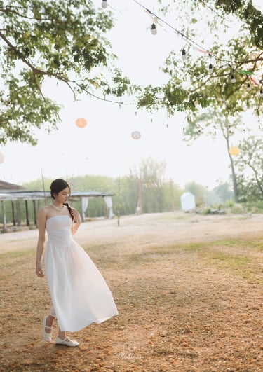 ช่างภาพน่าน ถ่ายพรีเวดดิ้งแสงเย็น มู๊ดโทนอบอุ่นละมุนสไตล์มินิมอล โดย Photonan