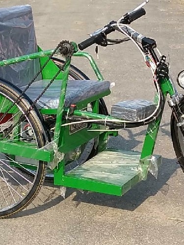 Walkman Deluxe Tricycle with 'T' handle
