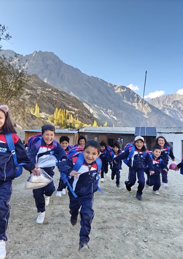School children participating in a Samaarambh Foundation education program in Ladakh