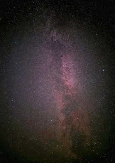 Leuchtender Sternenhimmel in der Nacht, Symbol für Träume und geistliche Visionen
