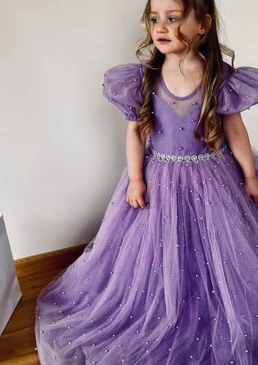 vaikisku sukneliu nuoma 