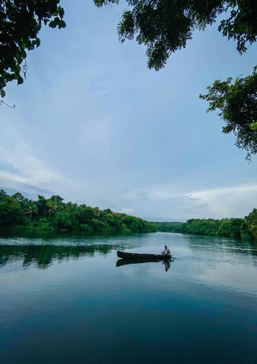 Plan your Kerala Backwaters vacation with Soma Journeys