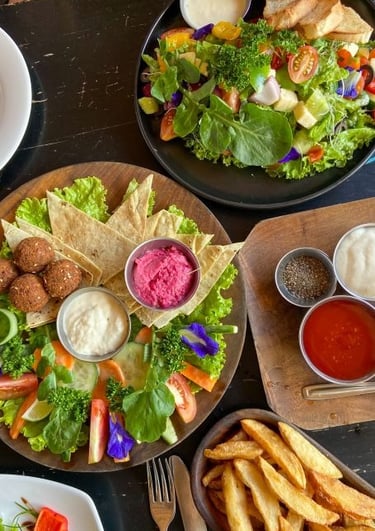 falafel-con-hummus-barbabietola