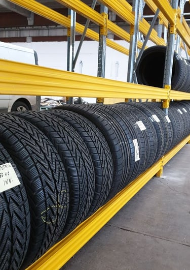 scaffalatura porta gomme