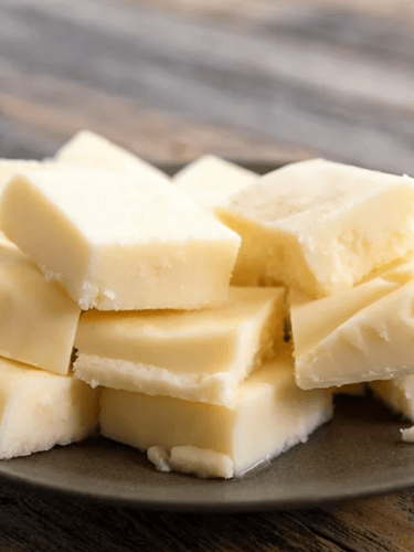 High-quality buffalo tallow—rendered from halal meat, ideal for industrial and export use.