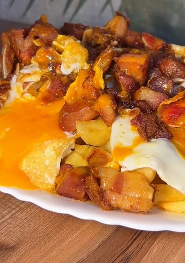 Huevos rotos con oreja