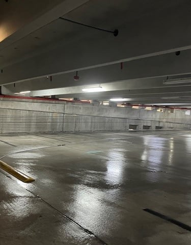 PARKING GARAGE PRESSURE CLEANING SERVICES FORT LAUDERDALE fl