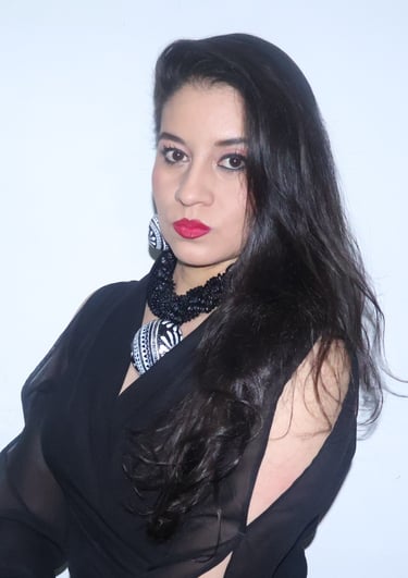 Mónica Calles Miramontes abogada experta en derecho electoral y constitucional, columnista y análisis político-electoral